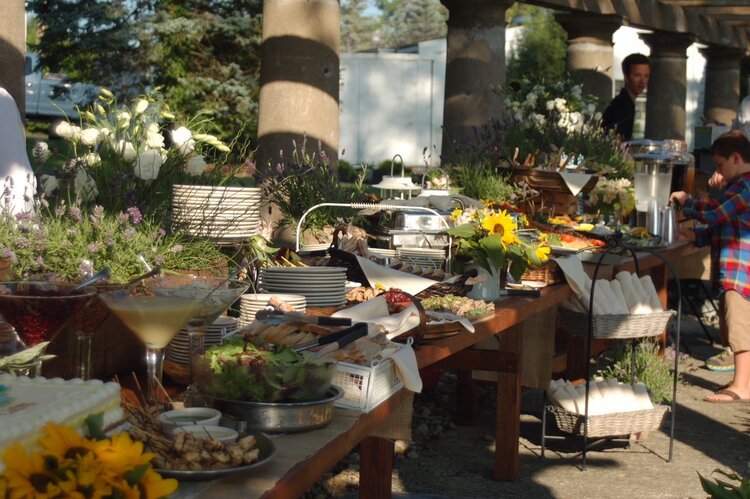 Events — The Oaks Lakeside Restaurant, Wedding and Event Venue
